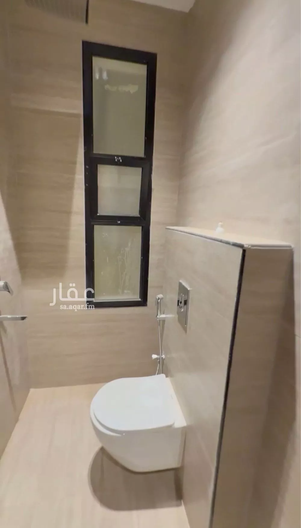 فيلا 6 غرف في الشرق 5