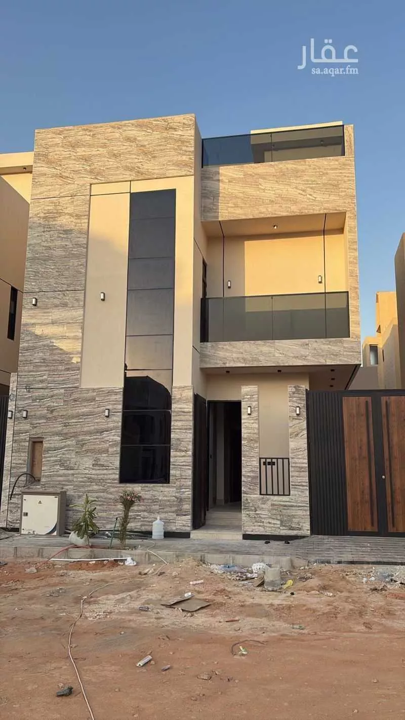 6 bedroom villa in Al Mahdiyyah 2