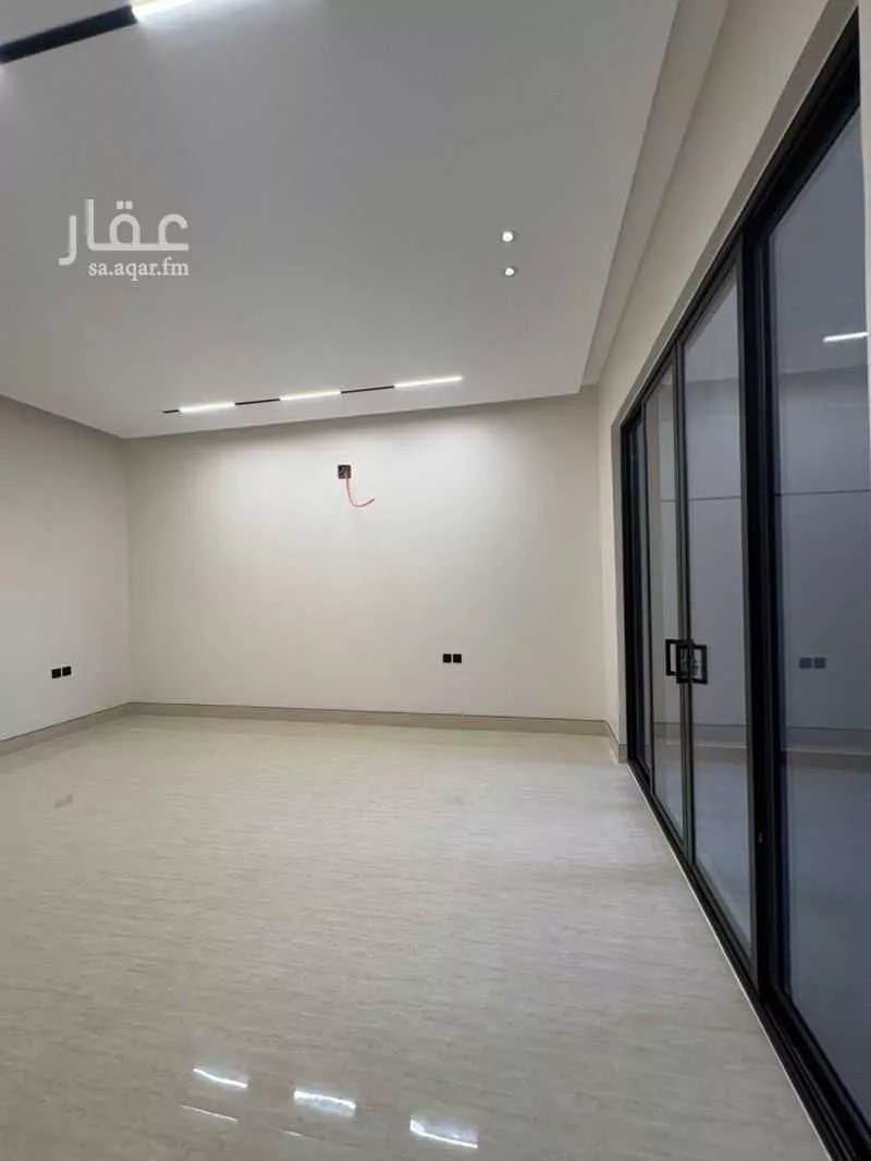 6 bedroom villa in Al Mahdiyyah 11