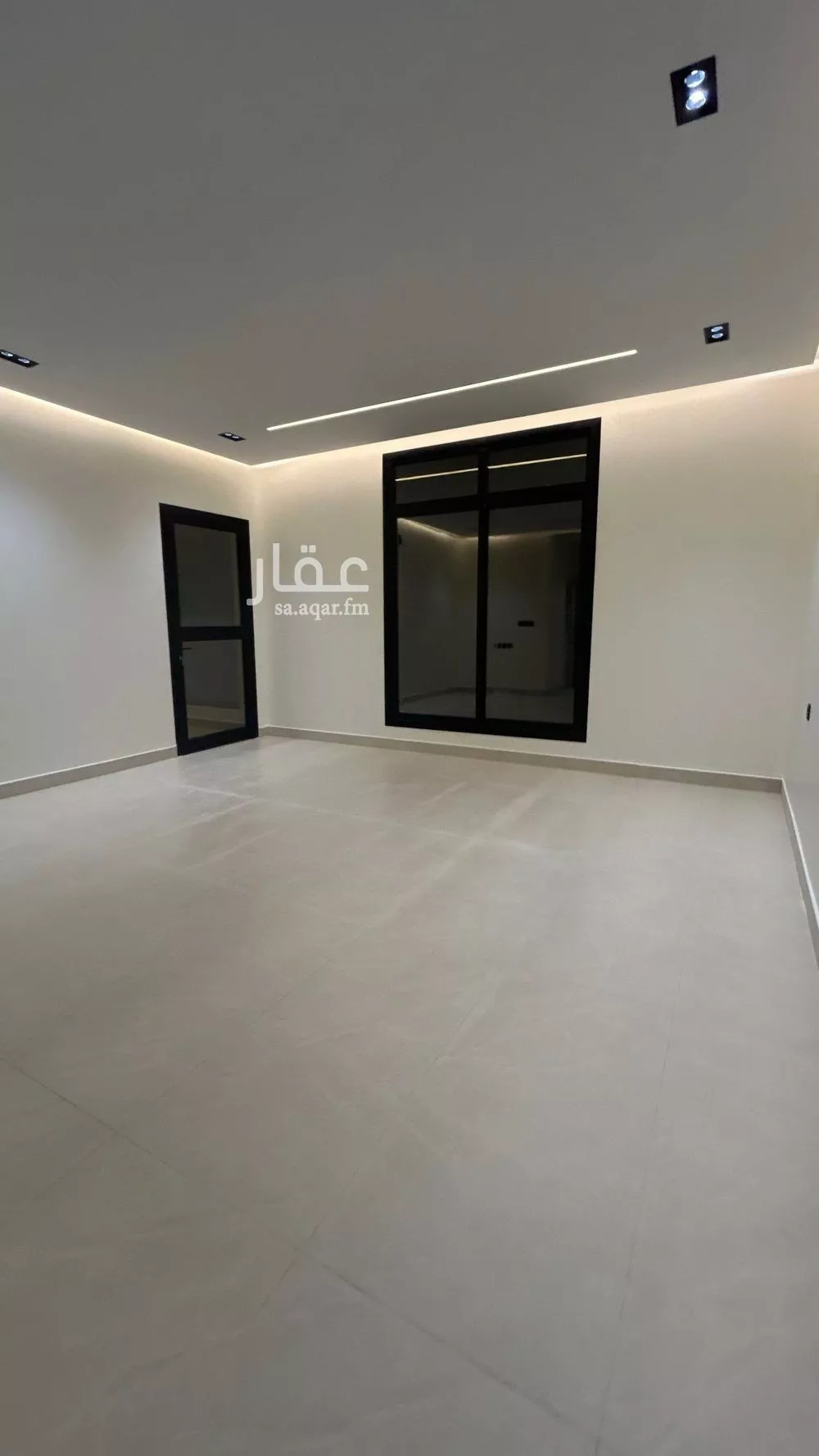 فيلا 4 غرف في الخليج 5