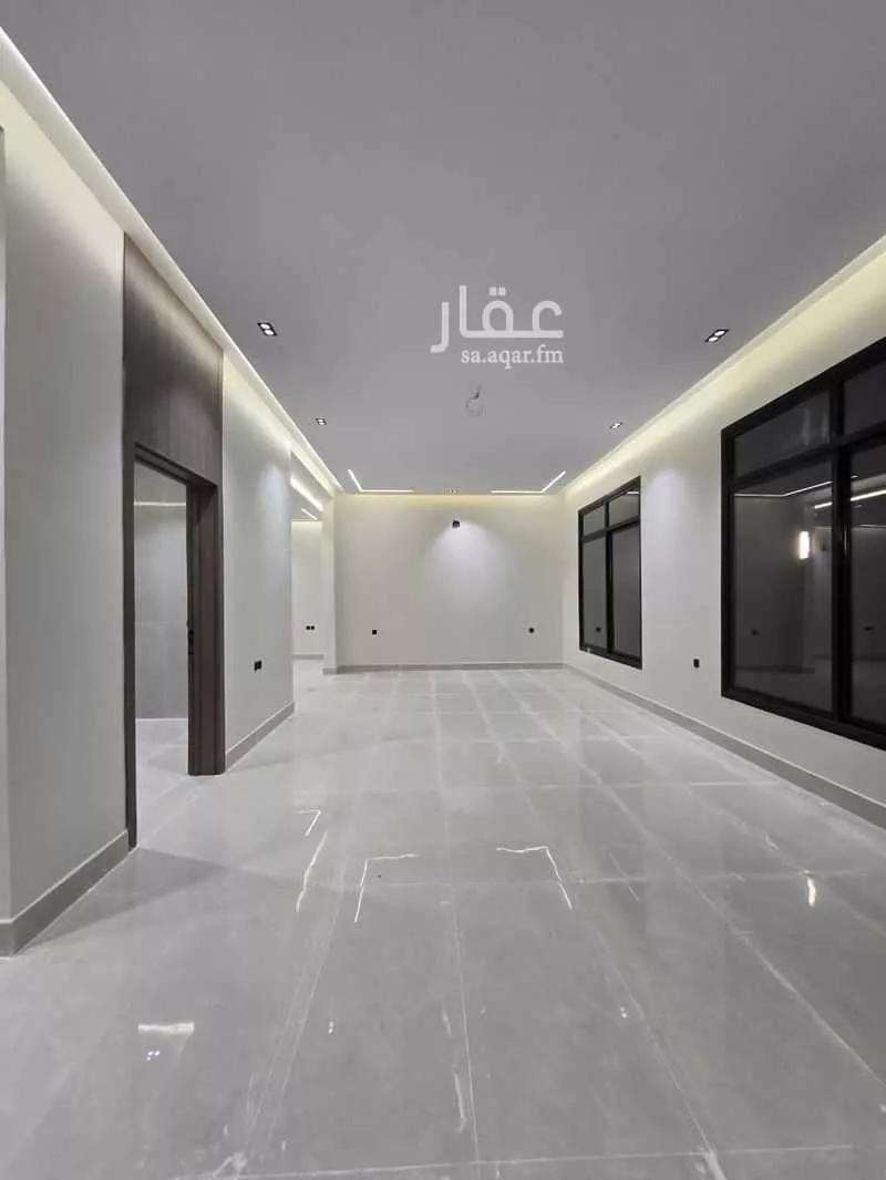 9 bedroom villa in Al Rimal 5