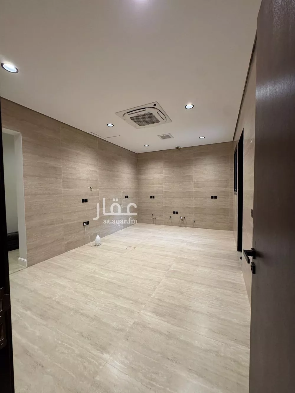 6 bedroom villa in Al Narjis 6