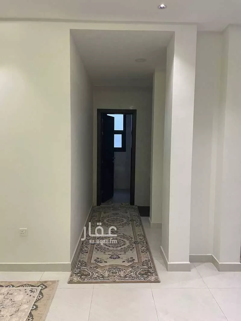 5 bedroom villa in Al Janadriyah 14