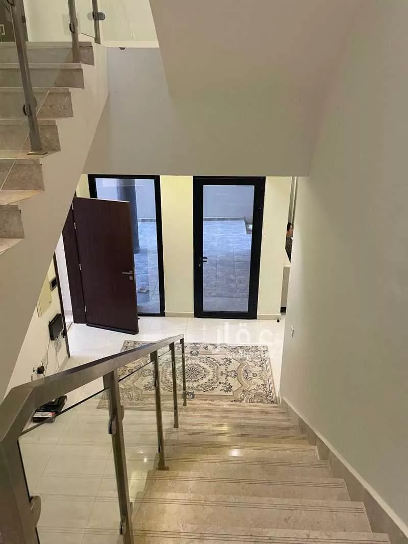 5 bedroom villa in Al Janadriyah 20