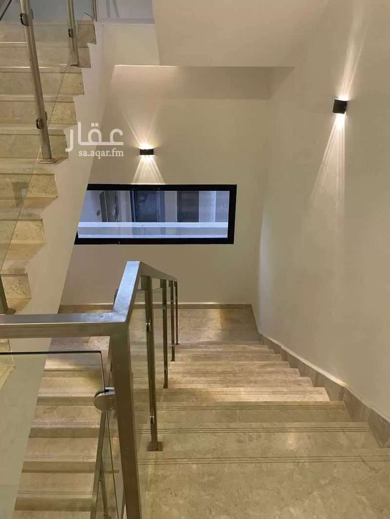 5 bedroom villa in Al Janadriyah 21