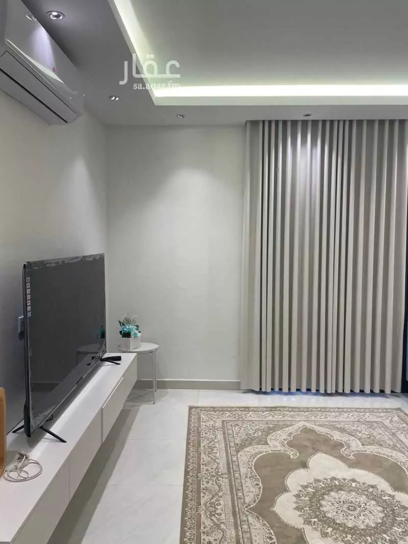 5 bedroom villa in Al Janadriyah 25