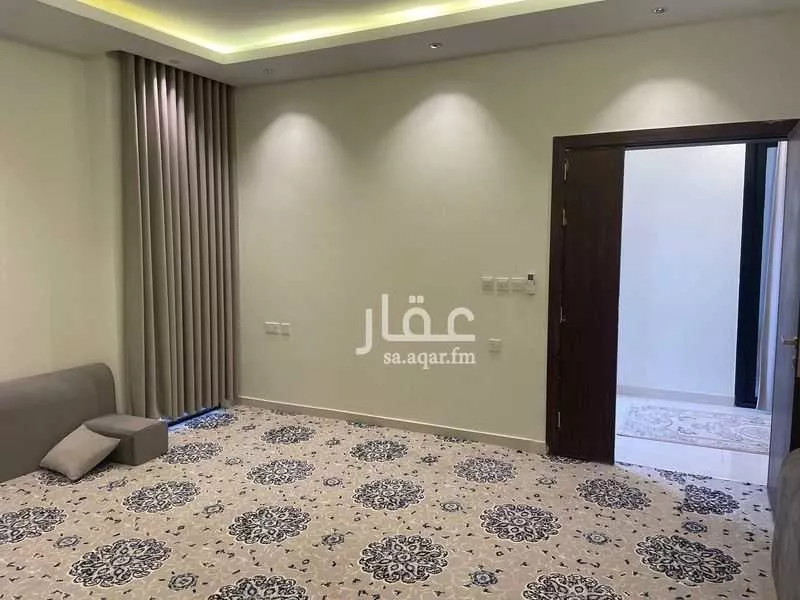 5 bedroom villa in Al Janadriyah 9