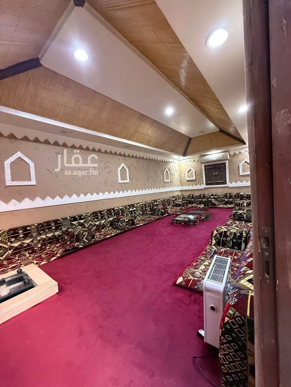 فيلا 10 غرف في السعادة 6