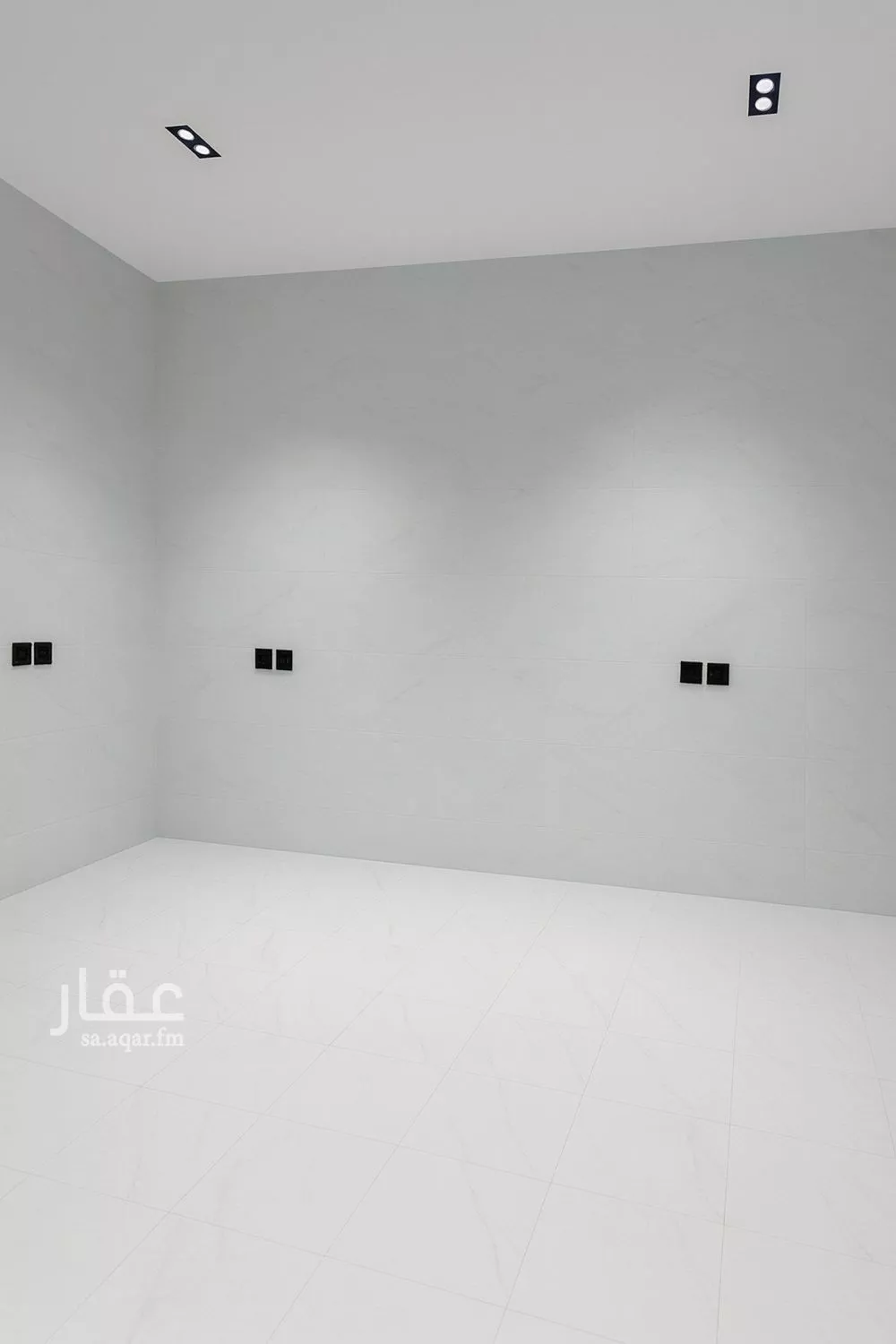5 bedroom villa in Al Janadriyah 6