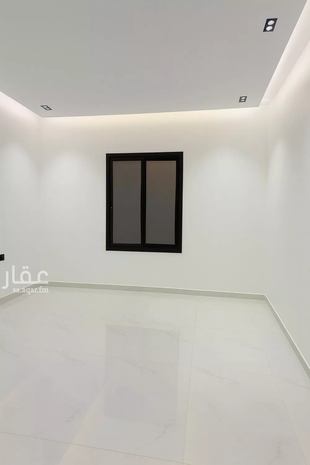 5 bedroom villa in Al Janadriyah 10