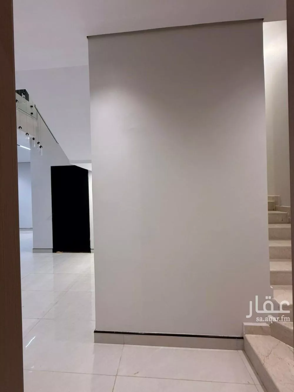 5 bedroom villa in Al Janadriyah 8