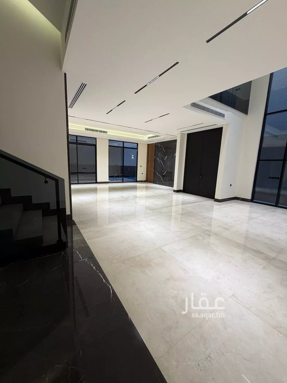 6 bedroom villa in Al Malqa 11