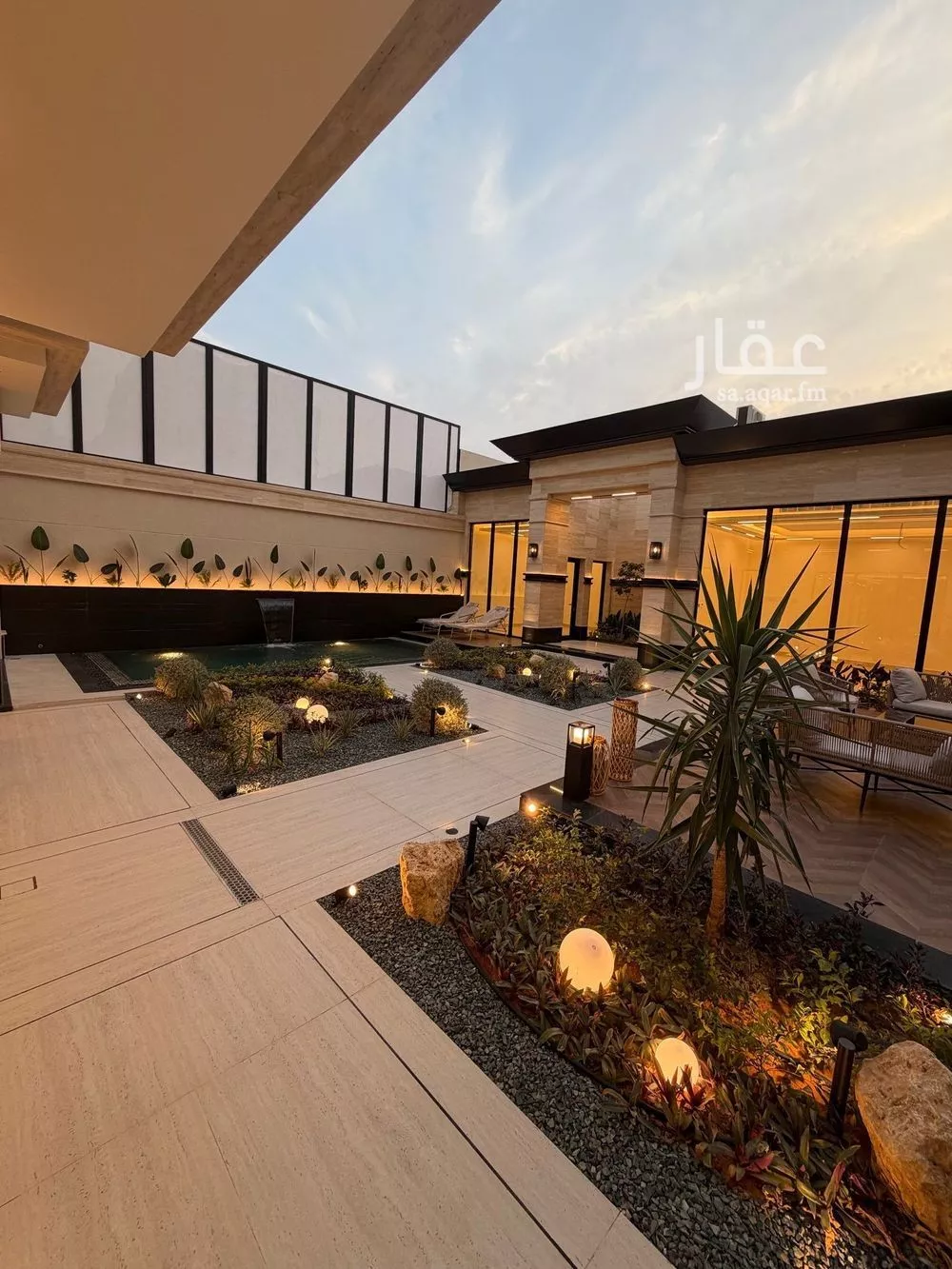 6 bedroom villa in Al Malqa 9