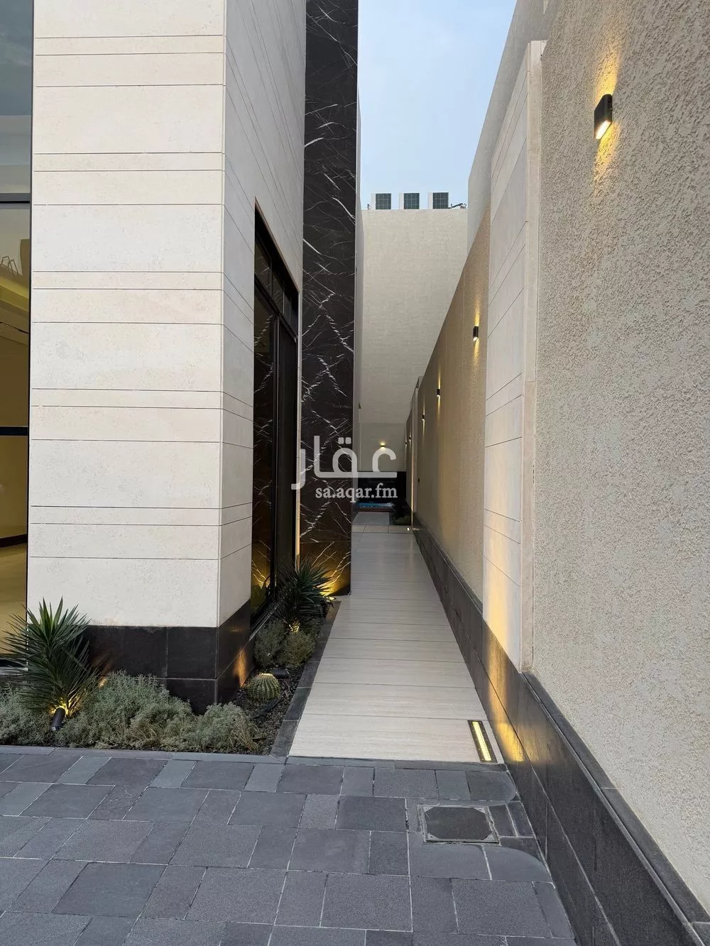 6 bedroom villa in Al Malqa 10
