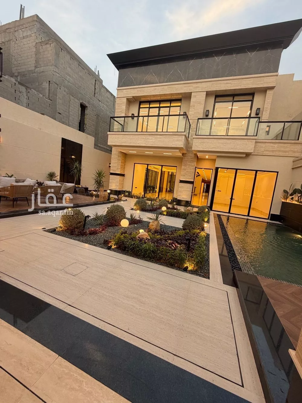 6 bedroom villa in Al Nakheel 12