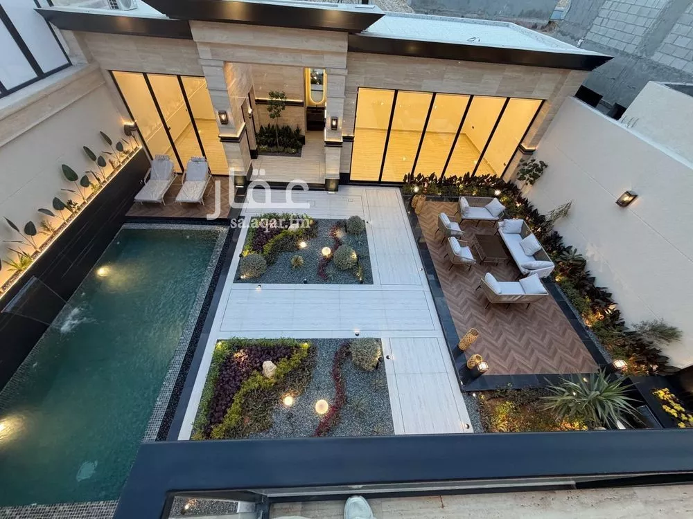 6 bedroom villa in Al Nakheel 9