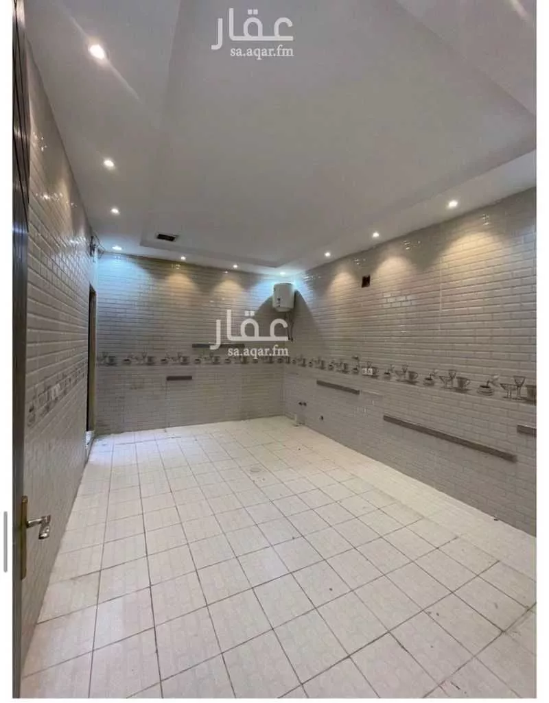 فيلا 5 غرف في الرمال 9