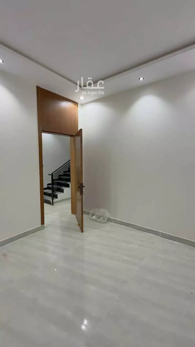 6 bedroom villa in Taibah 2
