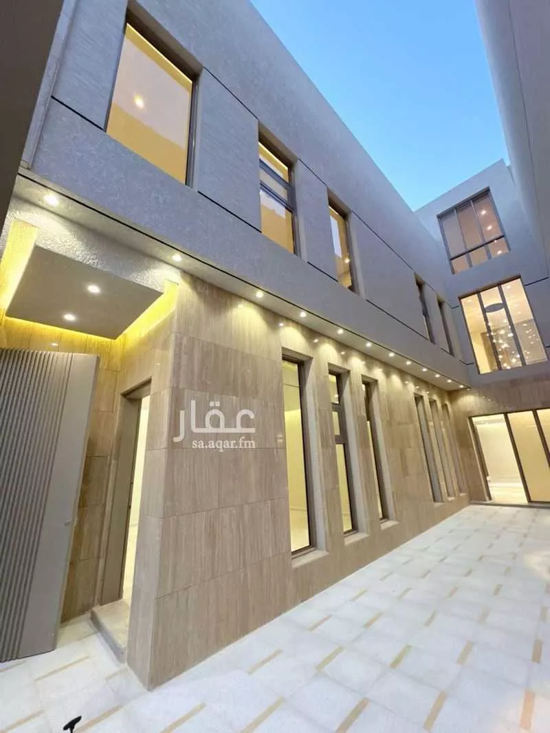 6 bedroom villa in Al Mahdiyyah 4