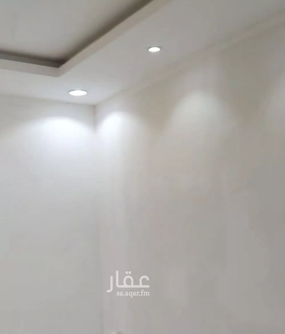 5 bedroom villa in Dhahrat Laban 4