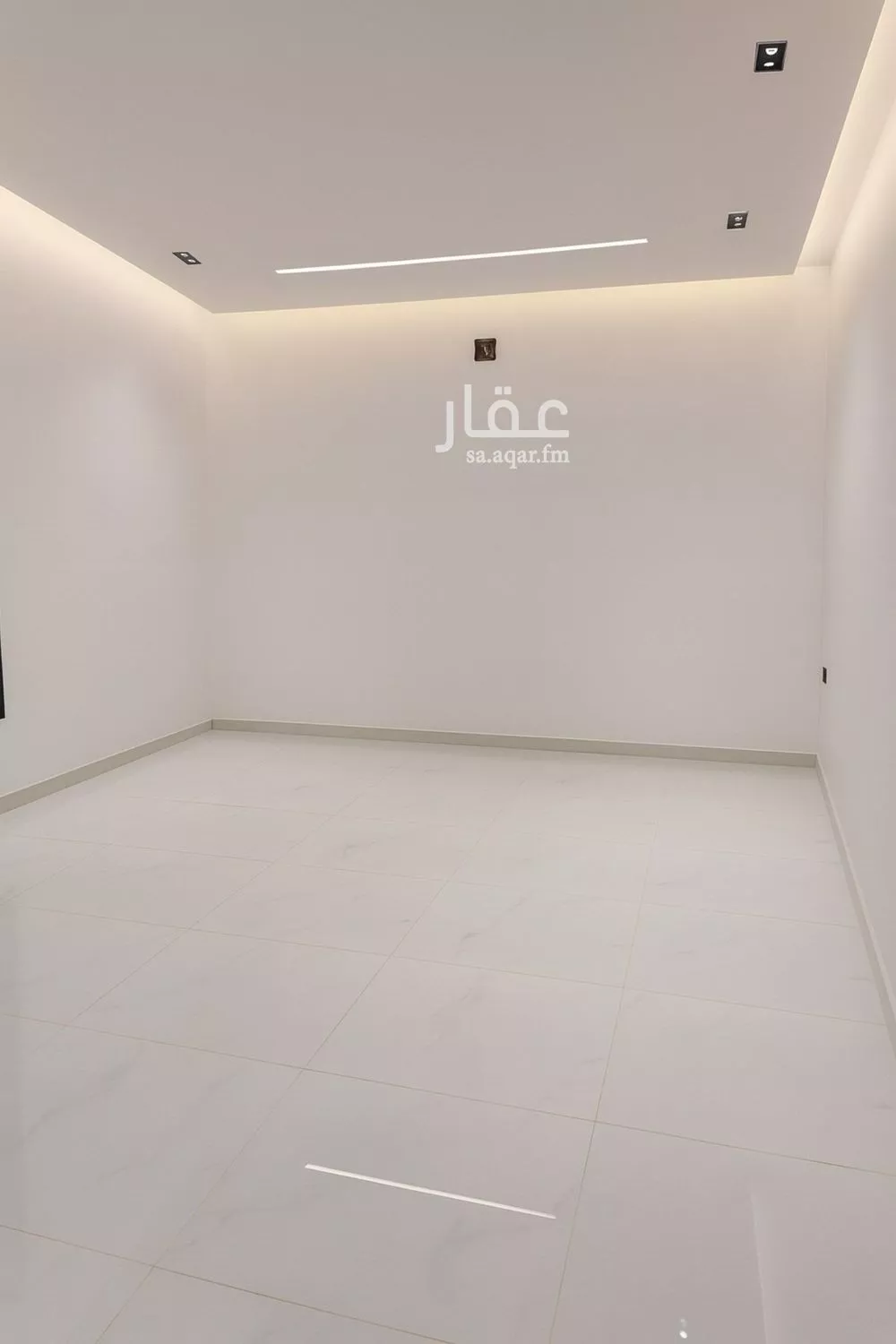 فيلا 4 غرف في الجنادرية 7