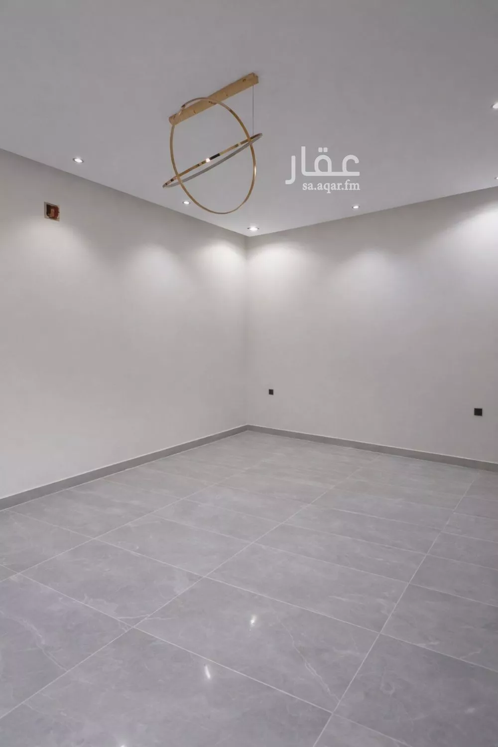فيلا 6 غرف في طيبة 9