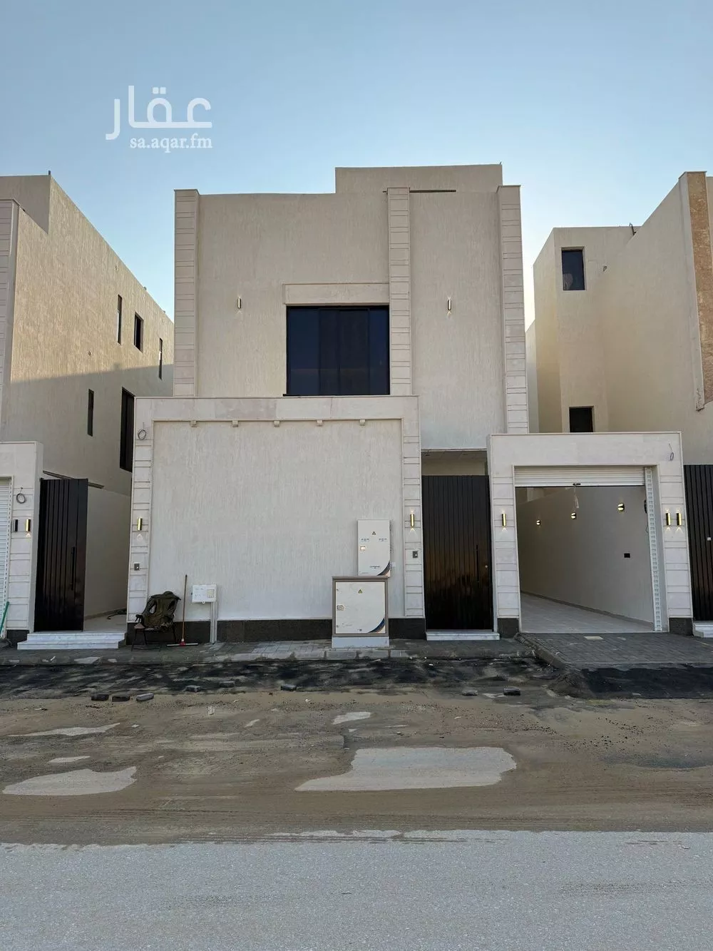 6 bedroom apartment in Al Janadriyah 4