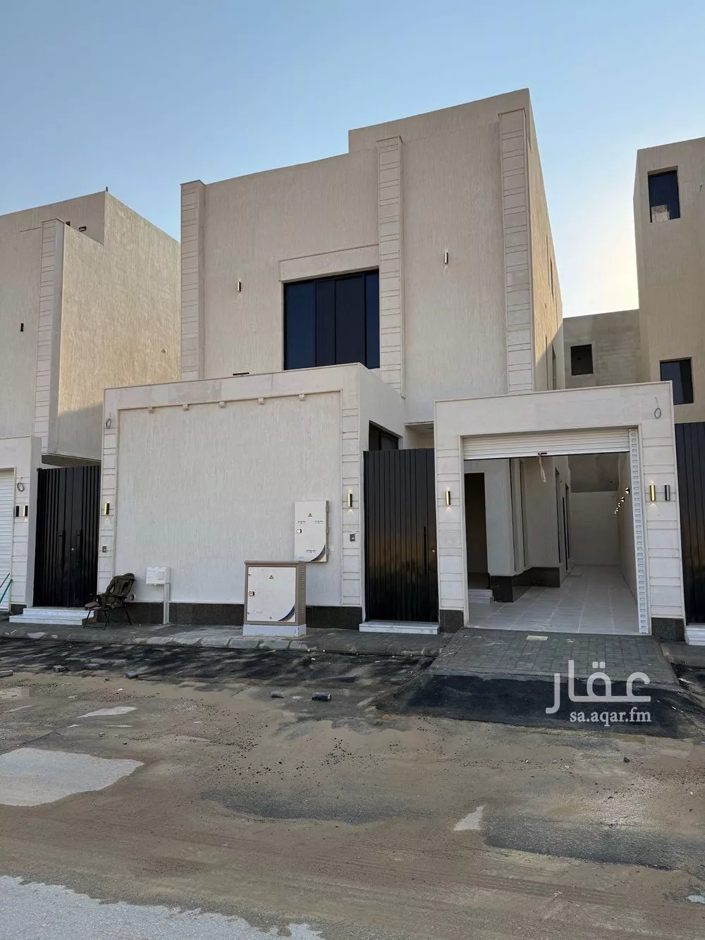 6 bedroom apartment in Al Janadriyah 5