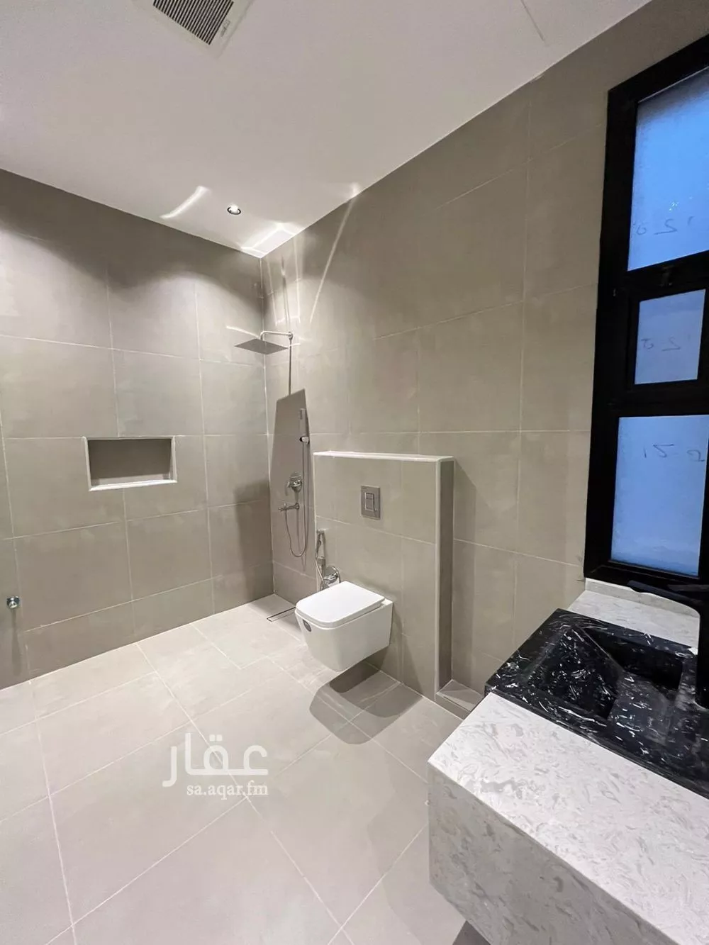 4 bedroom villa in Al Narjis 8