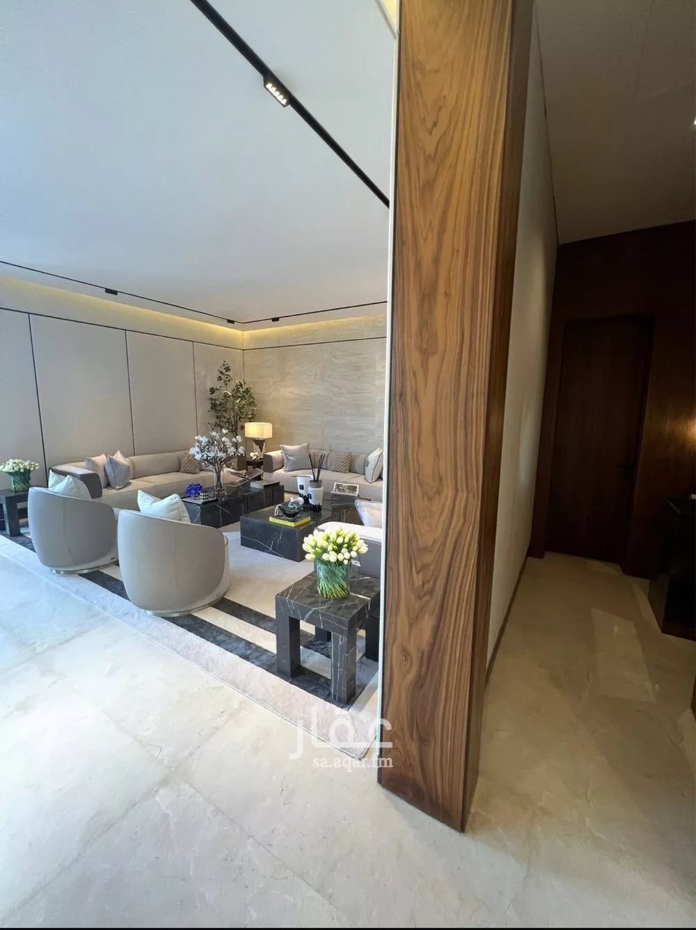 6 bedroom villa in Al Malqa 5