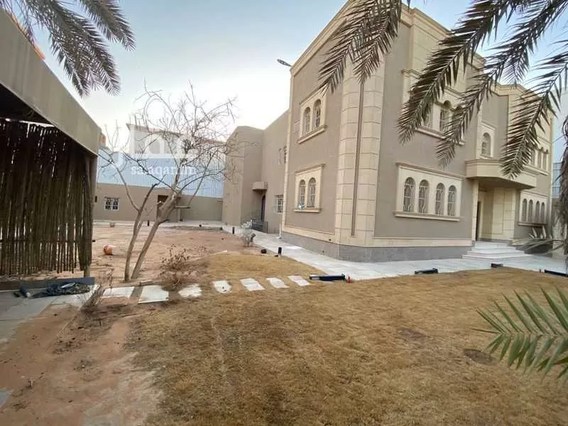 8 bedroom villa in Al Aqiq 6