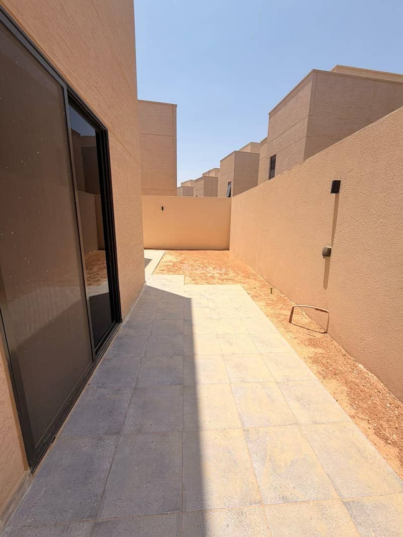 5 bedroom villa in Al Bashaer, Riyadh 11