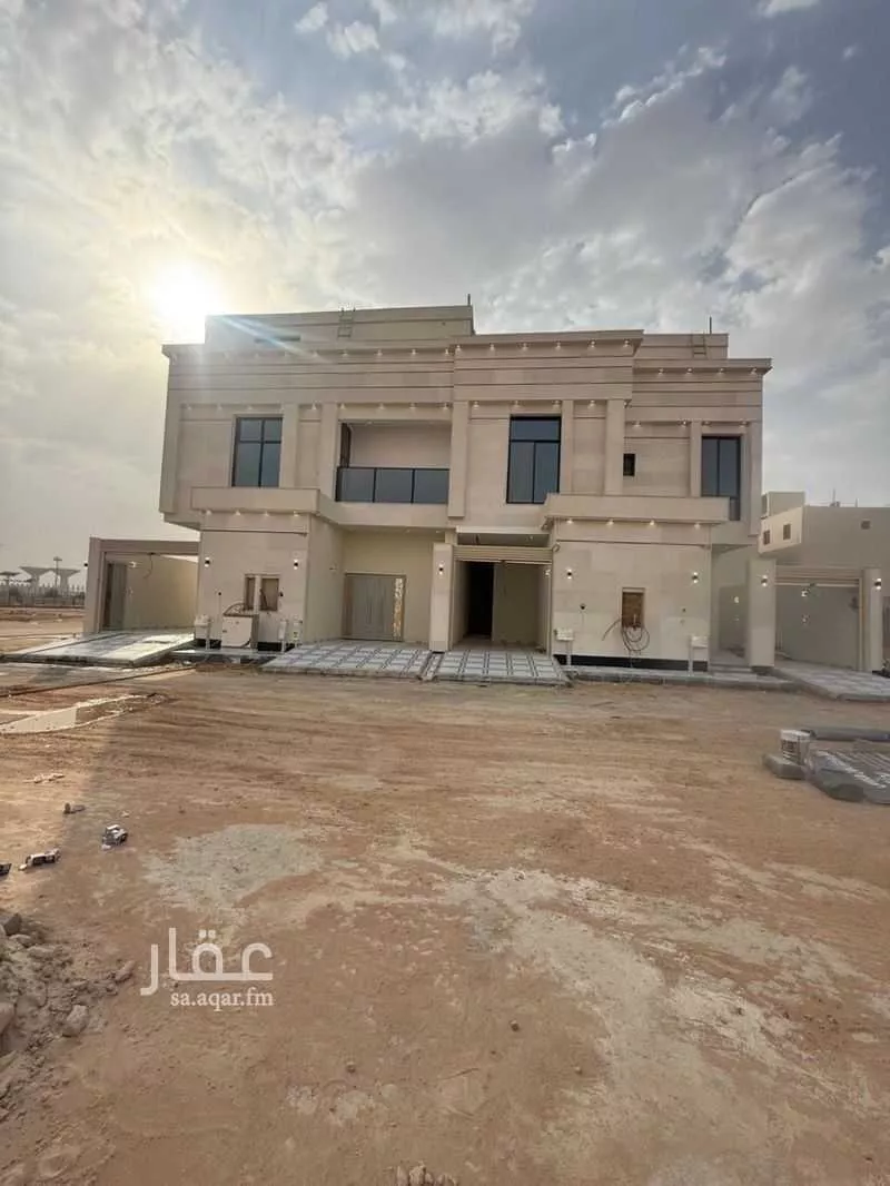 10 bedroom apartment in Al Maizilah 6