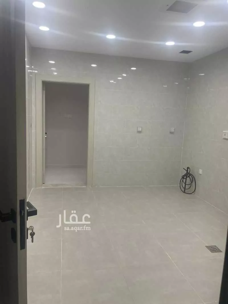 فيلا 4 غرف في الجنادرية 15