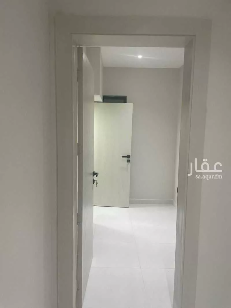 فيلا 4 غرف في الجنادرية 18