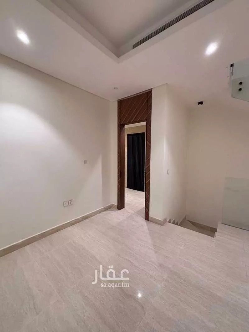فيلا 5 غرف في الملقا 17