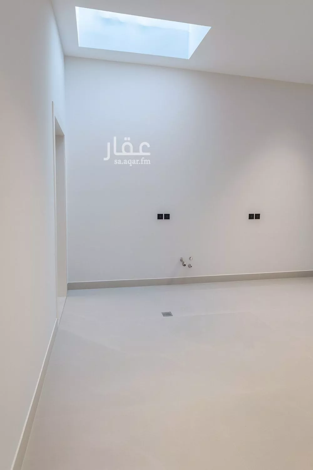 6 bedroom apartment in Al Janadriyah 4