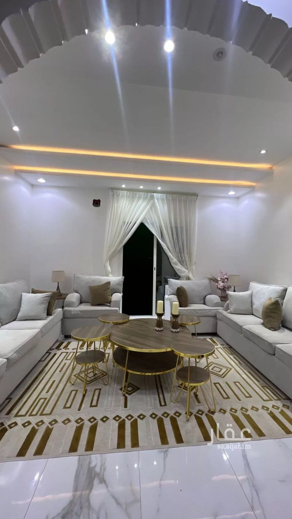 8 bedroom villa in Al Rimal 3