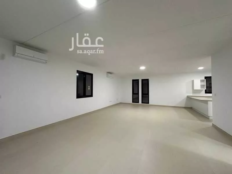 4 bedroom villa in Sidrah 5