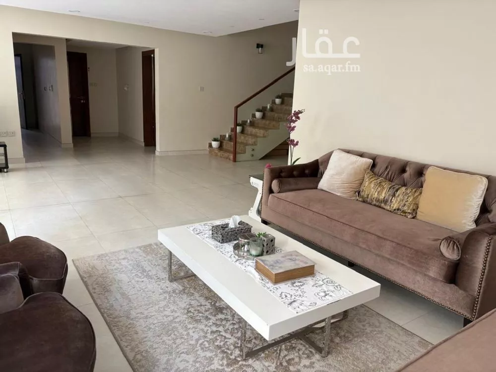 8 bedroom villa in Al Rawabi 3
