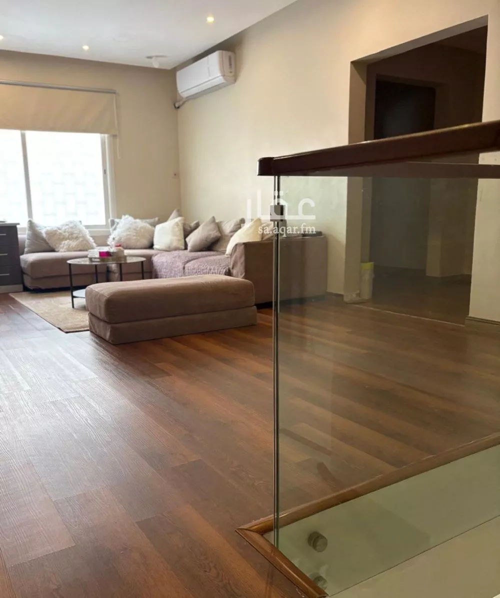 8 bedroom villa in Al Rawabi 4