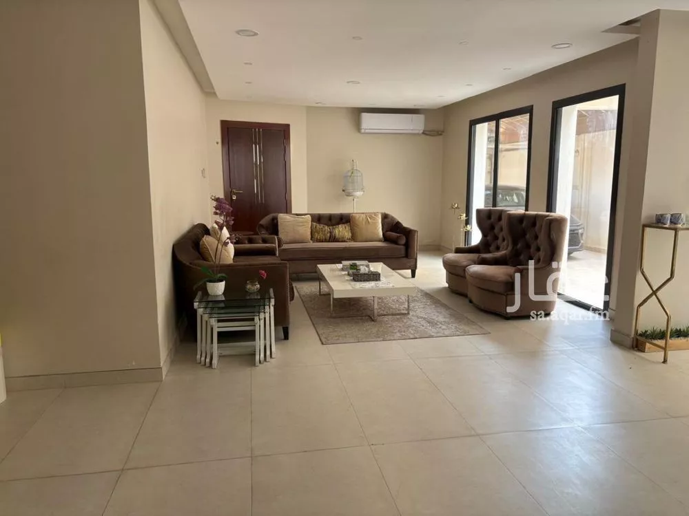 8 bedroom villa in Al Rawabi 5