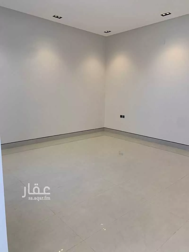 9 bedroom villa in Al Yarmouk 4