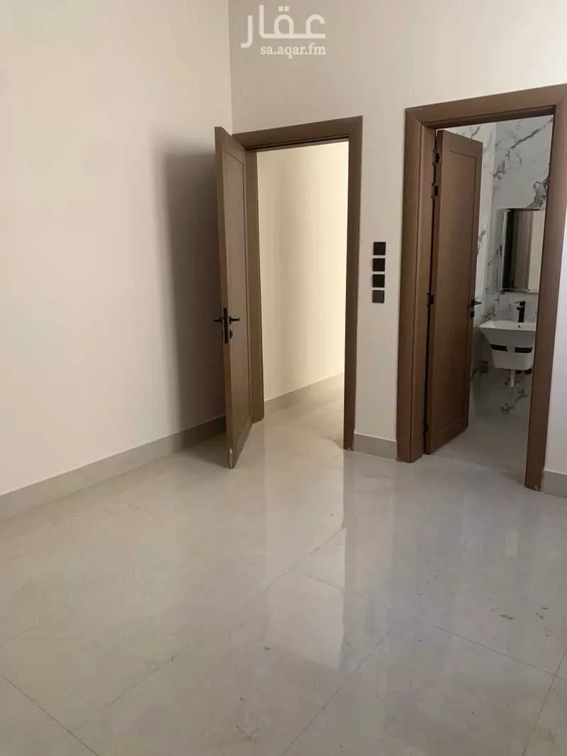 9 bedroom villa in Al Yarmouk 7