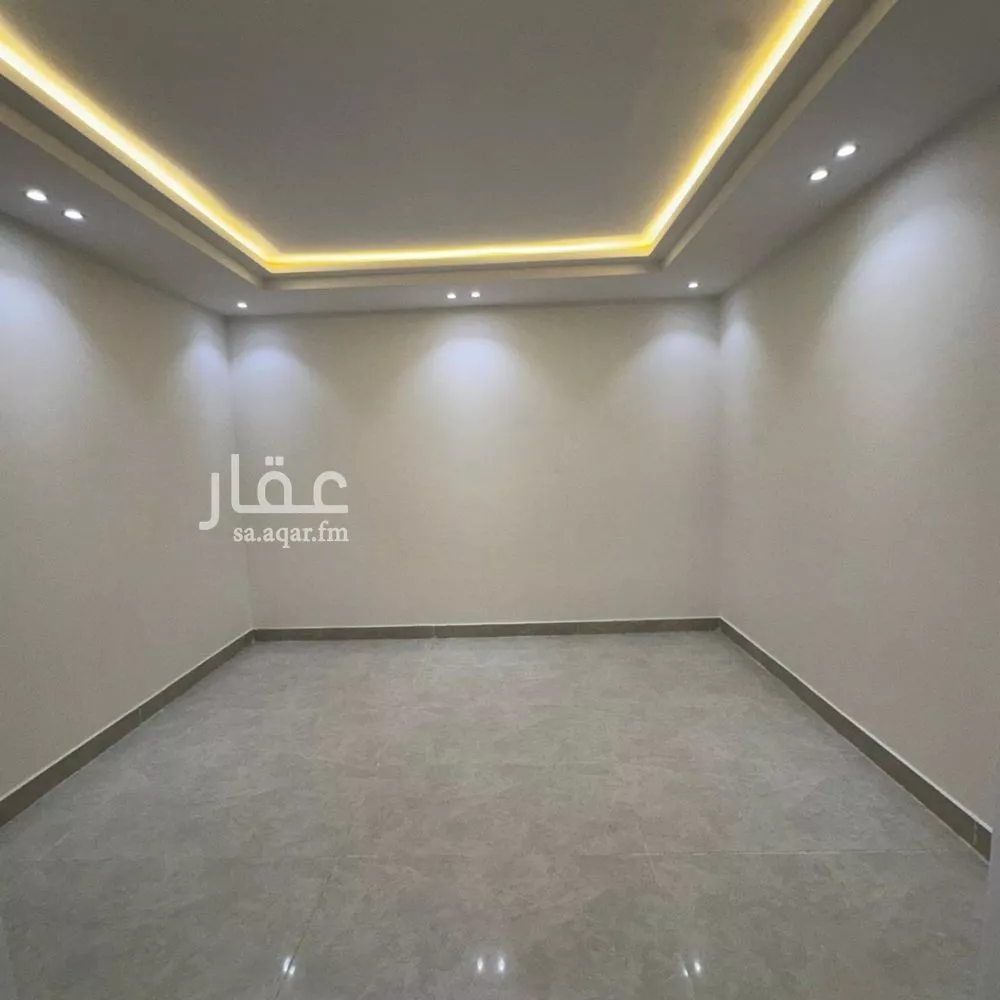 فيلا 5 غرف في بدر 12