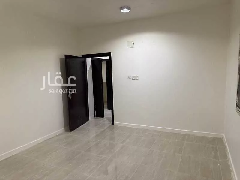 فيلا 7 غرف في العليا 9