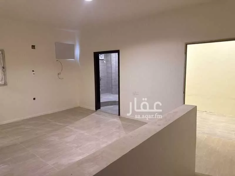 فيلا 7 غرف في العليا 10