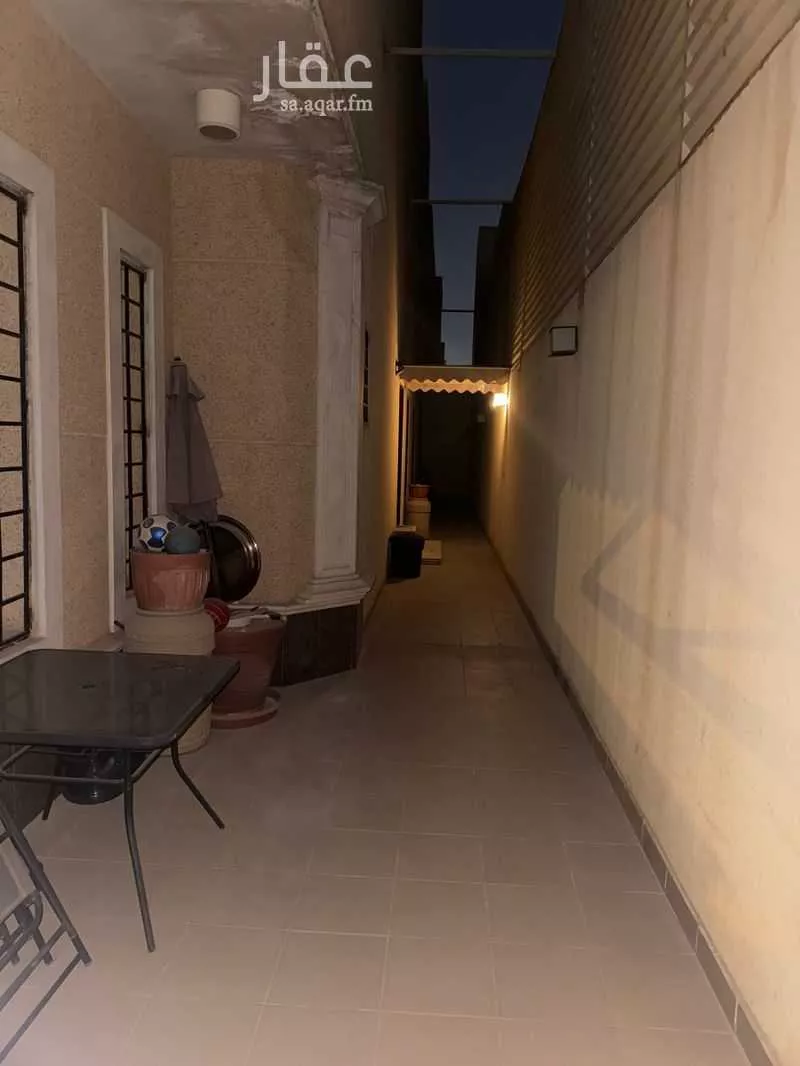 فيلا 4 غرف في النفل 3