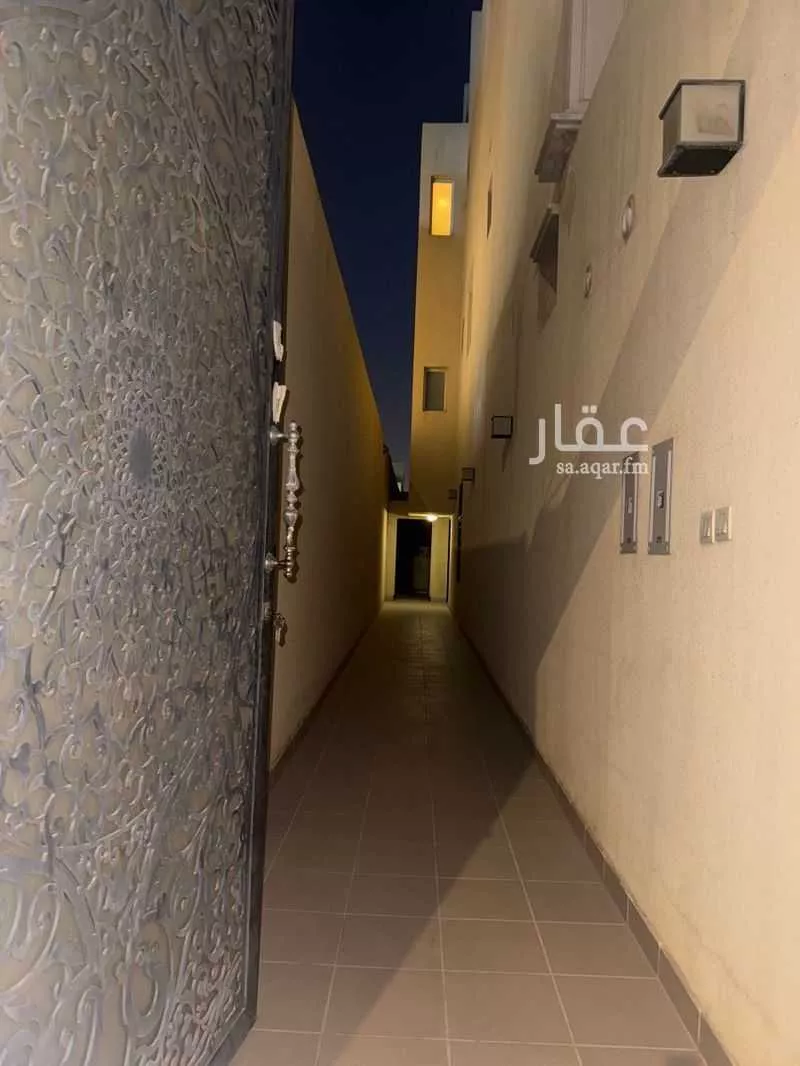 فيلا 4 غرف في النفل 5