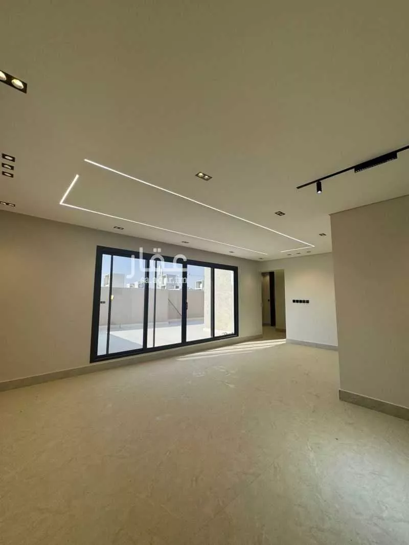7 bedroom villa in Al Rimal 3